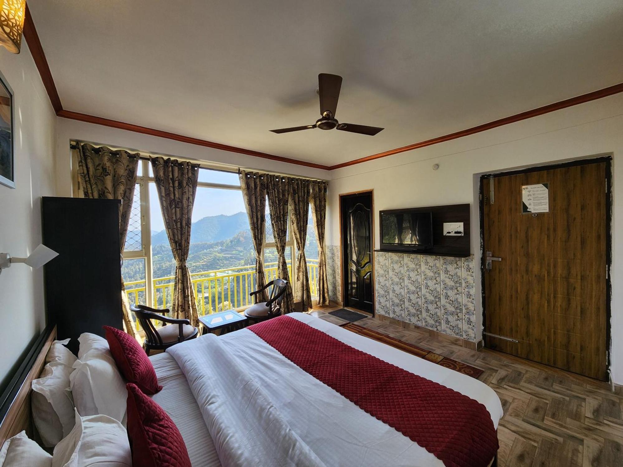 Apartament Mountain Golden Ray Mukteshwar Zewnętrze zdjęcie