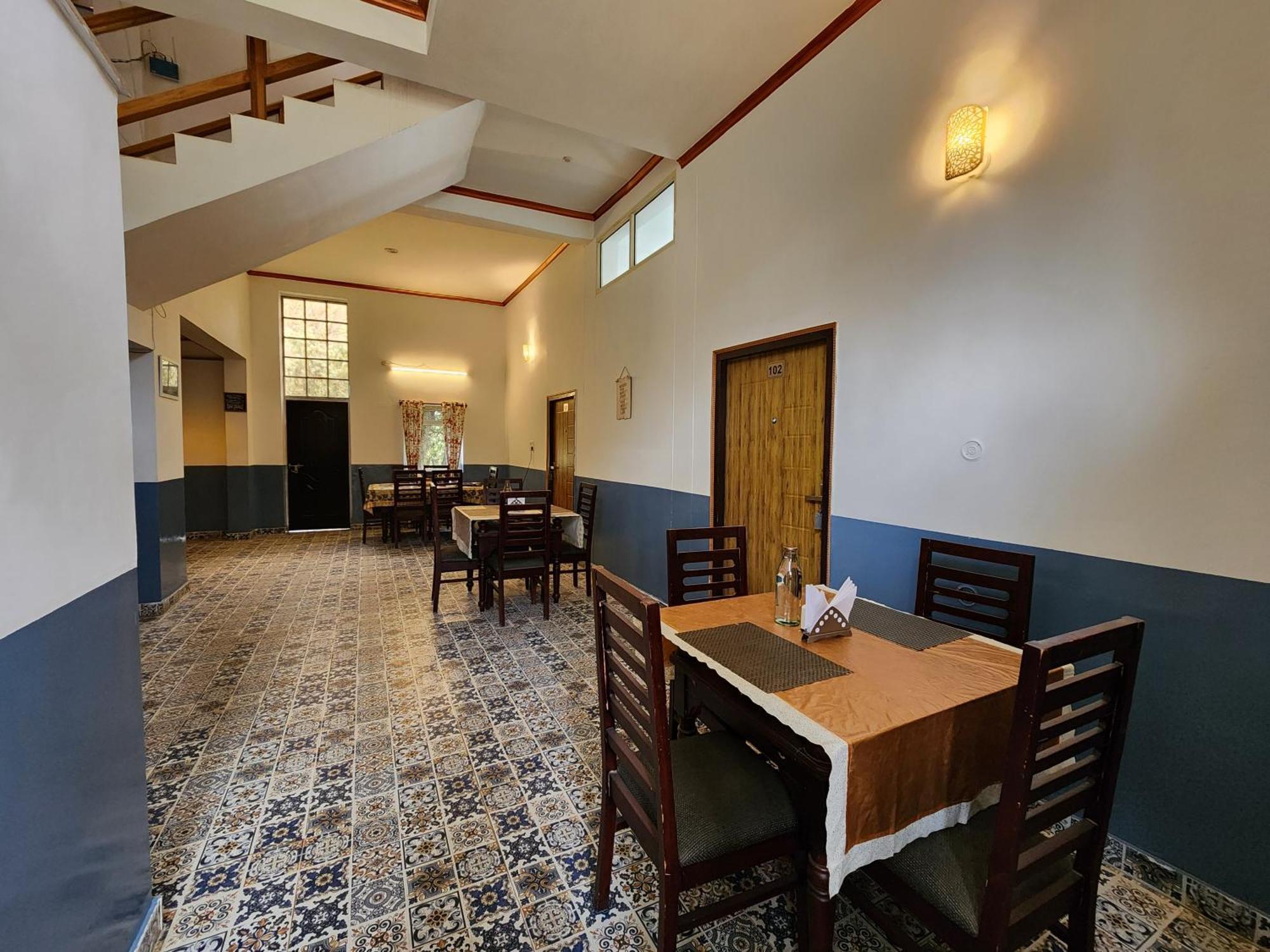 Apartament Mountain Golden Ray Mukteshwar Zewnętrze zdjęcie