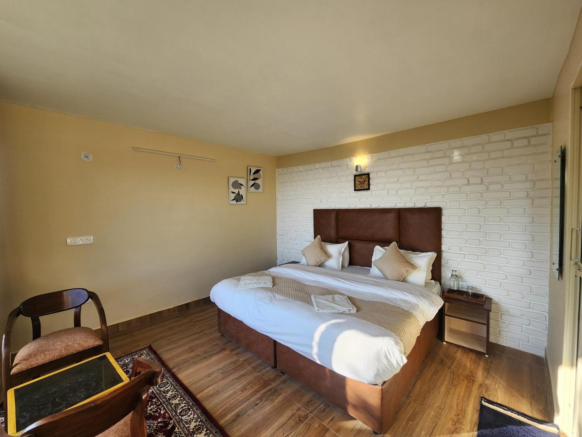 Apartament Mountain Golden Ray Mukteshwar Zewnętrze zdjęcie