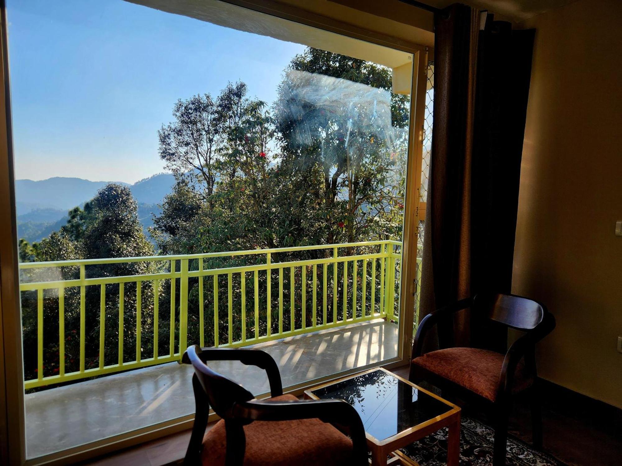 Apartament Mountain Golden Ray Mukteshwar Zewnętrze zdjęcie