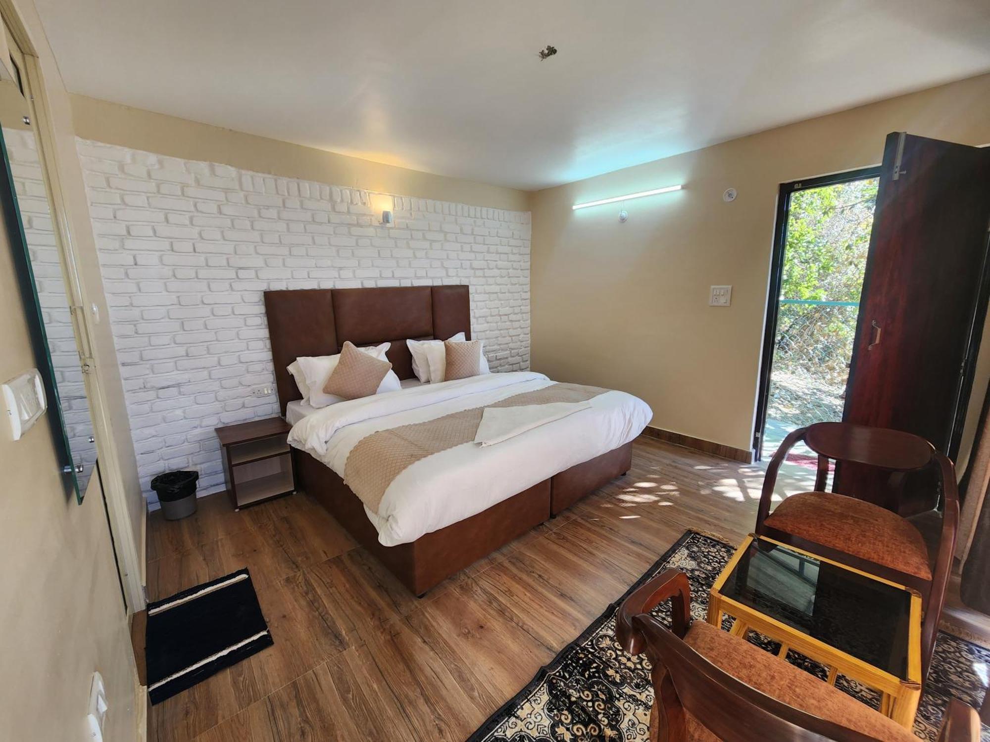 Apartament Mountain Golden Ray Mukteshwar Zewnętrze zdjęcie